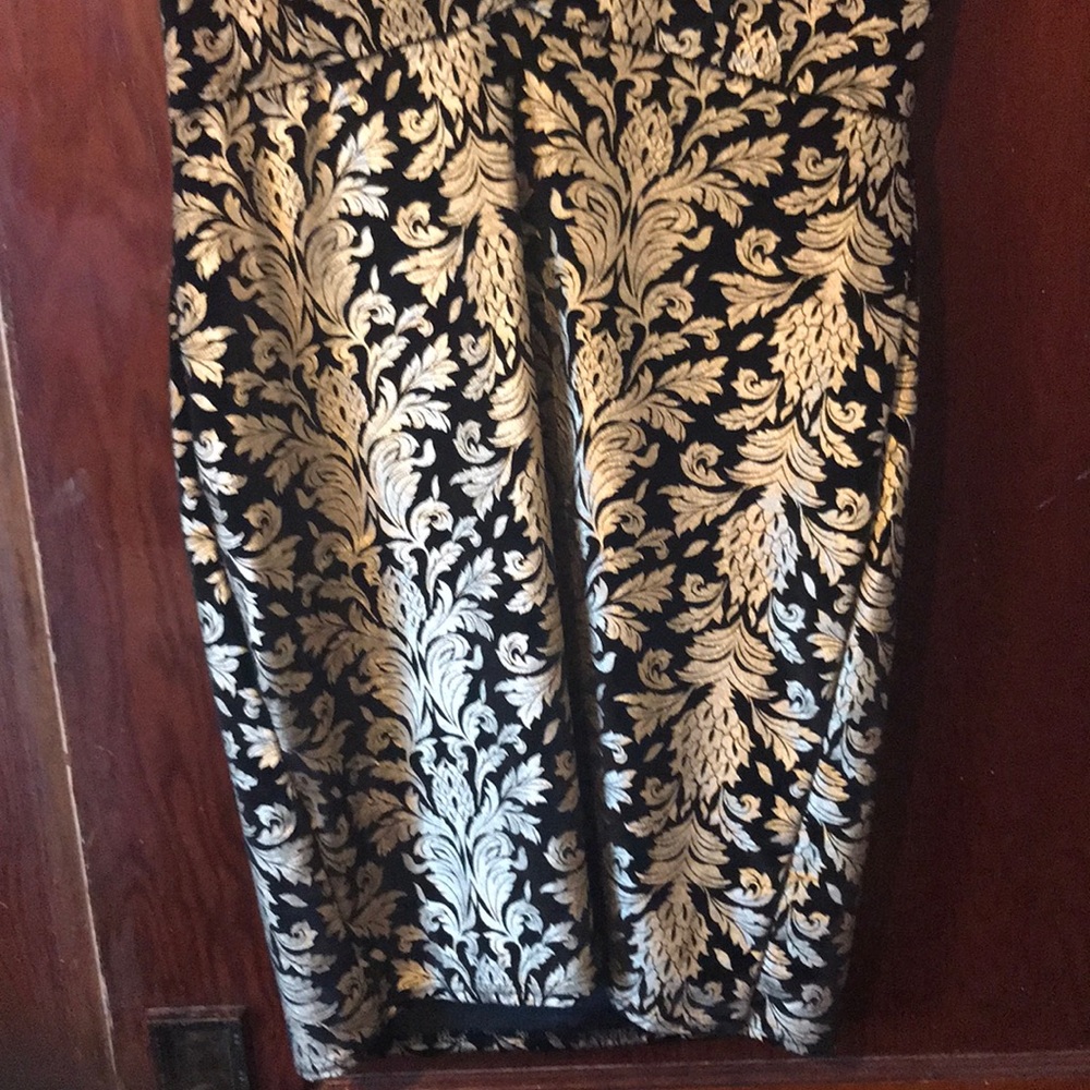 Dress - Picture 3 of 4